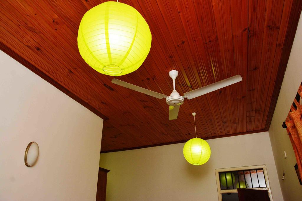 Sampathaa Residence Negombo Esterno foto